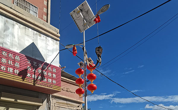 塔城智慧路灯在城市物联网系统中的集成与运维